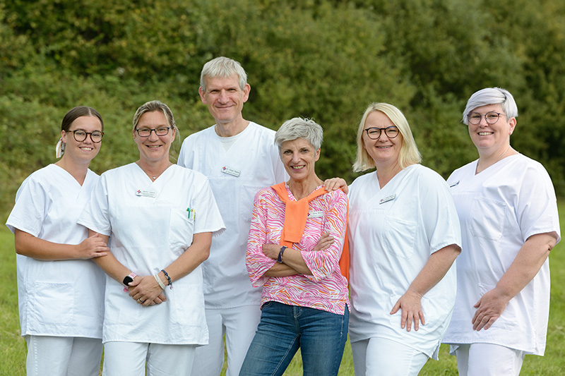 Gruppenfoto vom Team der Kinder-Diabetologie am Klinikum Bremerhaven-Reinkenheide (Foto: Schimanke) Gruppenfoto vom Team der Kinder-Diabetologie am Klinikum Bremerhaven-Reinkenheide (Foto: Schimanke)