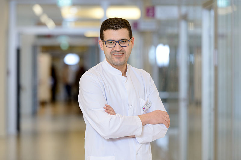 Ahmed Abbass, Oberarzt in der Klinik für Kardiologie und Nephrologie am Klinikum Bremerhaven-Reinkenheide (Foto: Schimanke)