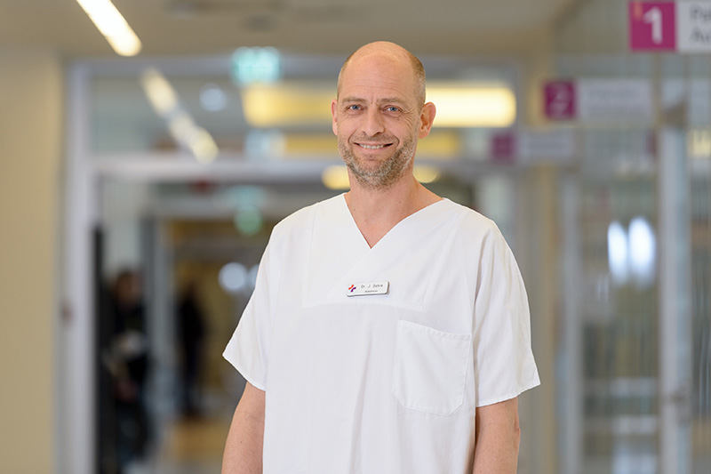 Dr. med. Jan Behre, Oberarzt in der Klinik für Anästhesiologie und operative Intensivmedizin am Klinikum Bremerhaven-Reinkenheide (Foto: Antje Schimanke)