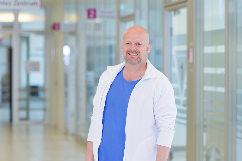 Stephan Lücke, Krankenpfleger und Leitung Anästhesie-Pflege in der Klinik für Anästhesiologie und operative Intensivmedizin am Klinikum Bremerhaven-Reinkenheide (Foto: Antje Schimanke)