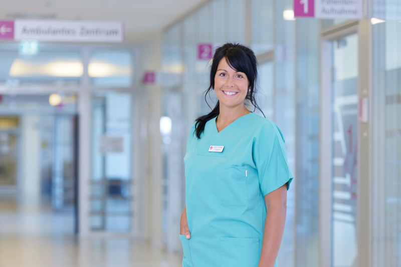 Carolin Schwarz, Krankenschwester und Leitung Intensivpflege in der Klinik für Anästhesiologie und operative Intensivmedizin am Klinikum Bremerhaven-Reinkenheide (Foto: Antje Schimanke)