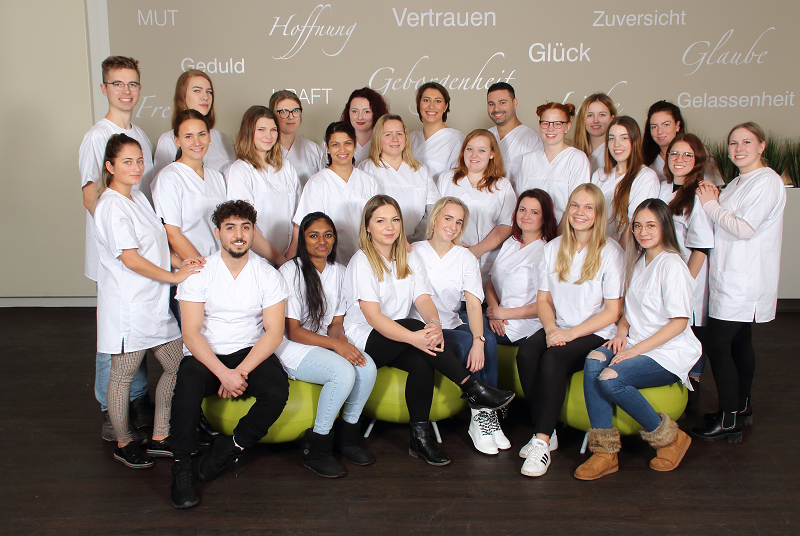 Gruppenfoto zum Projekt „Schüler leiten eine Station“ (Foto: Antje Schimanke)