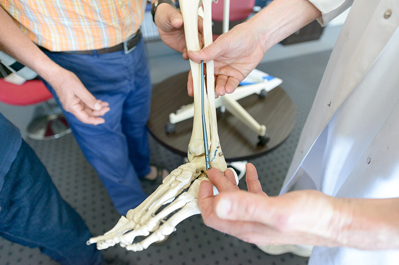 Einer der neuen Knochennägel für die Reparatur von Wadenbeinbrüchen (Foto: Antje Schimanke)